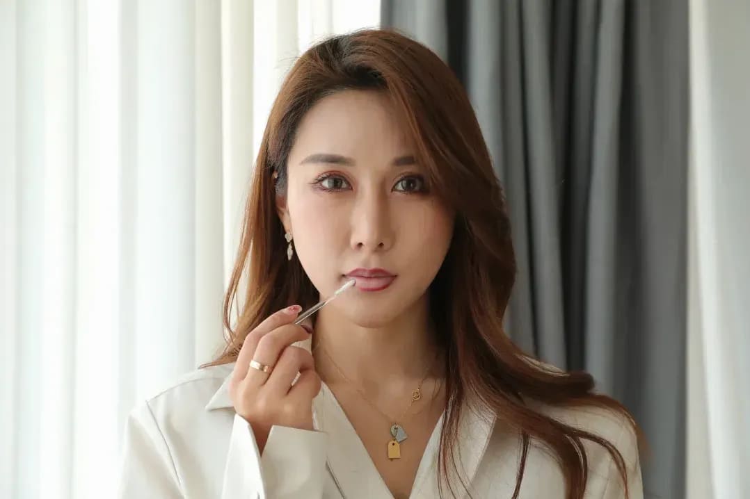 특별한 날을 더 빛나게 하는 하객 메이크업 스타일